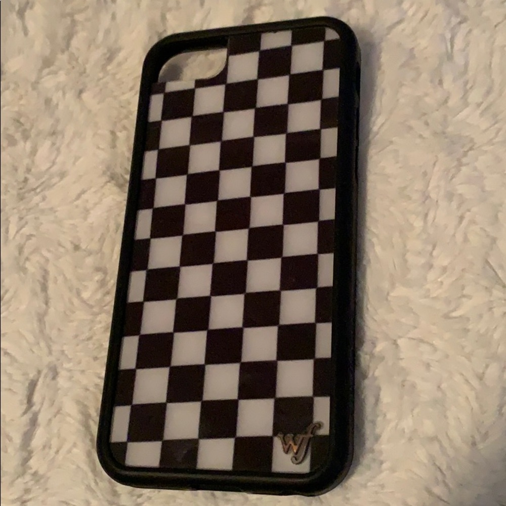 checkered wildflower iPhone 6s